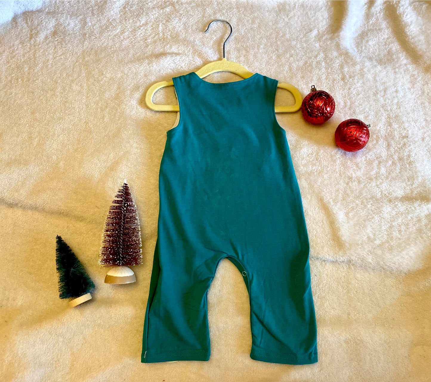 Green Nativity JonJon