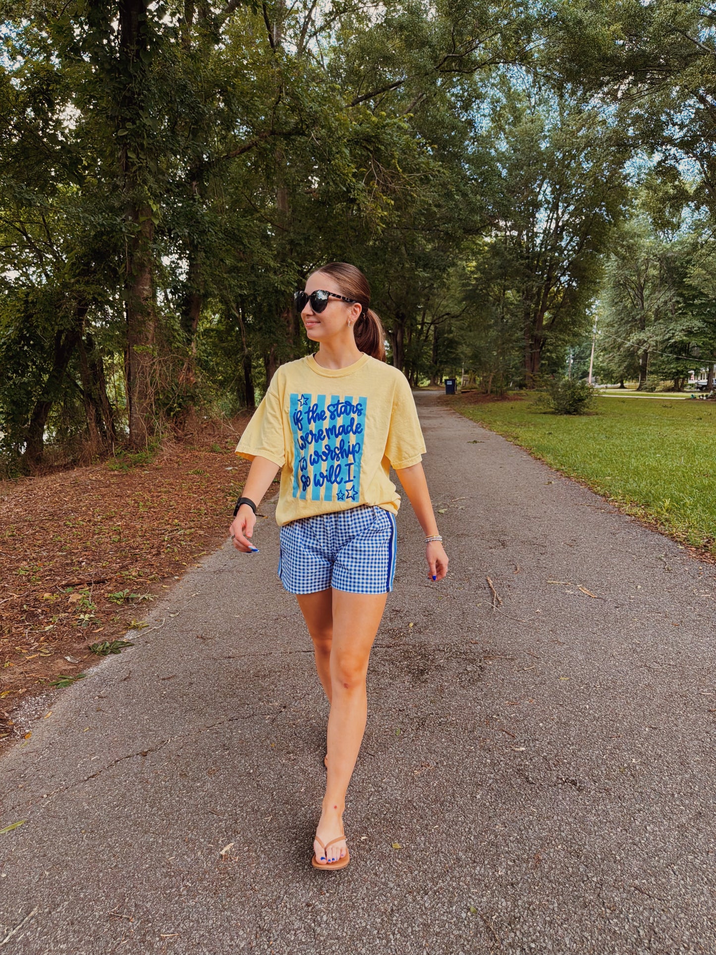 Made to Worship Graphic Tee