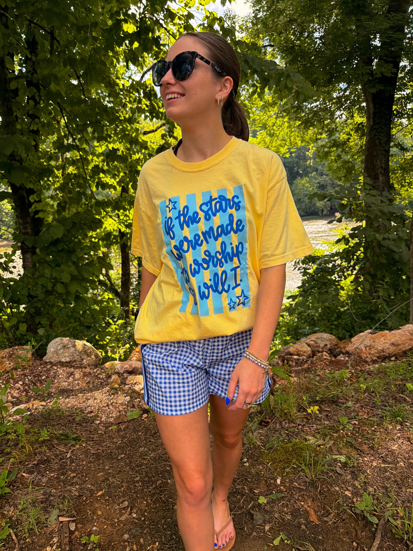 Made to Worship Graphic Tee